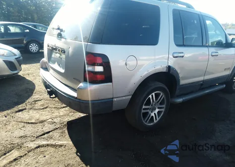 2007 Ford Explorer Xlt from USA, damaged, VIN 1FMEU73E77UA60012